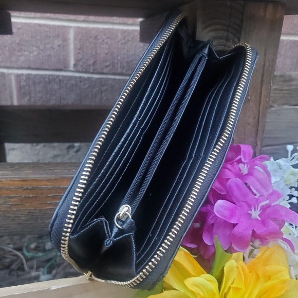 Fossil genuine Black leather wallet - Picture 4 of 4